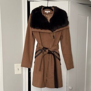 Via Spiga Tan Trench Coat with Black Faux Fur Collar